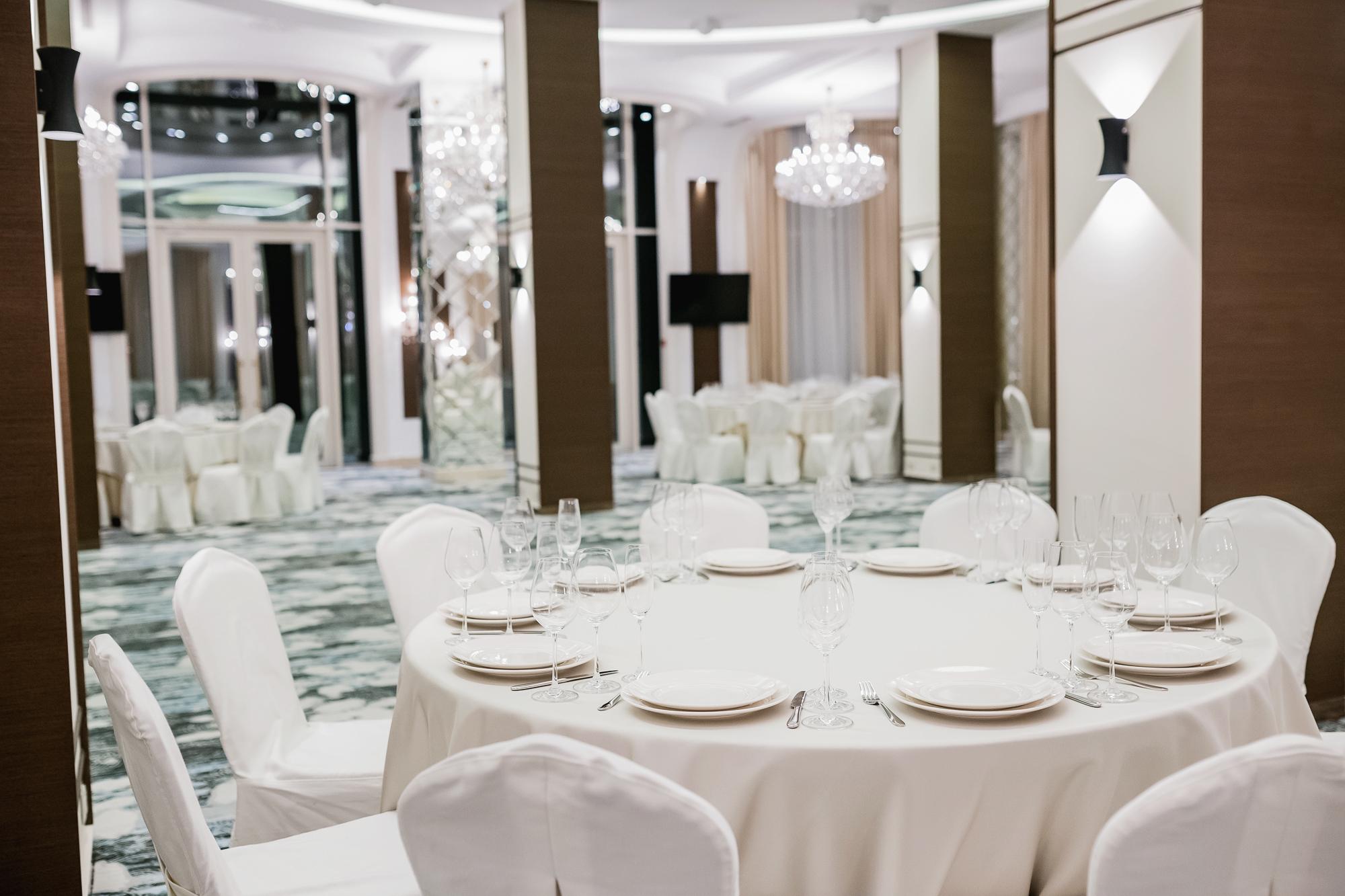Hotel Royal Park Chişinău Eksteriør billede
