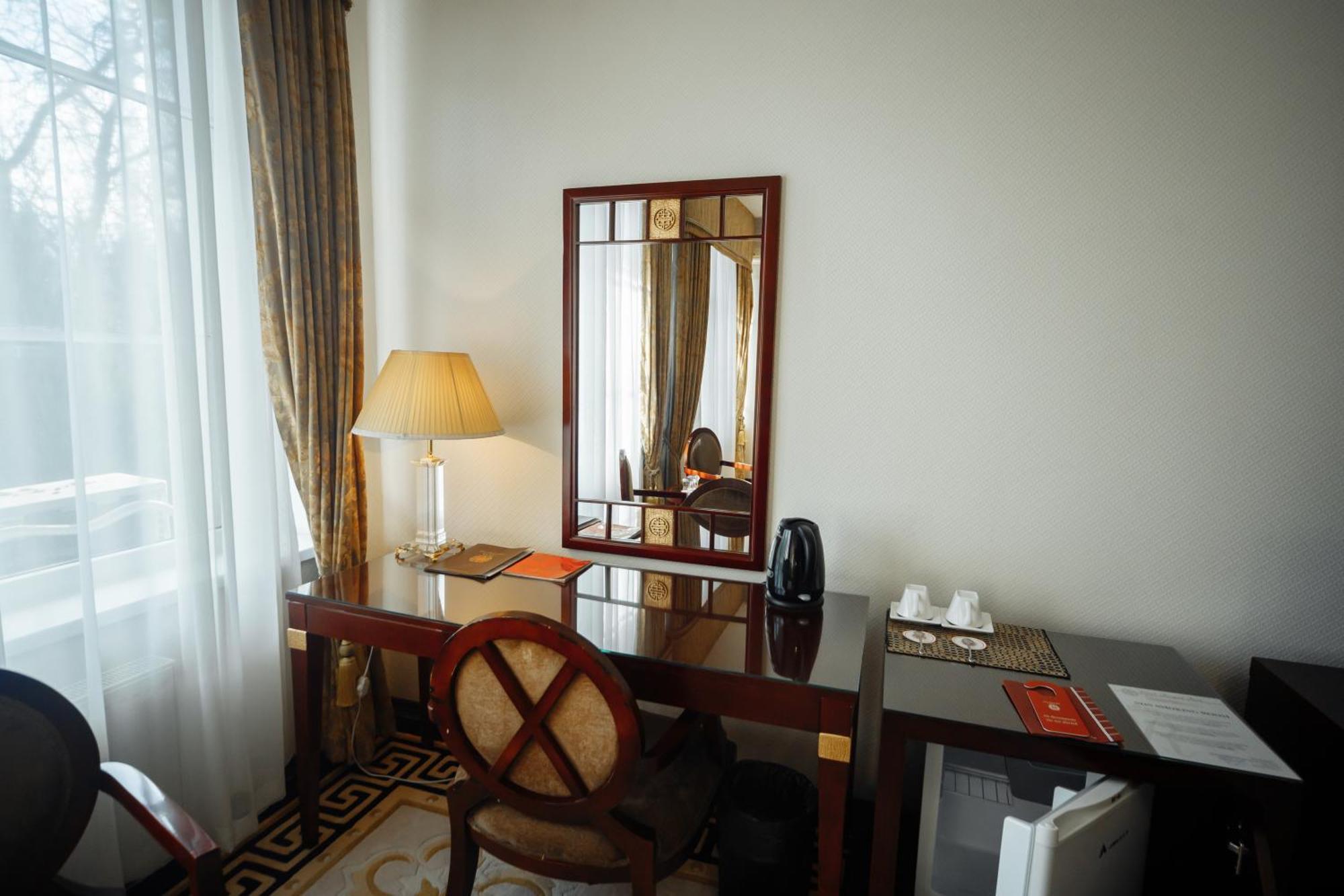 Hotel Royal Park Chişinău Eksteriør billede