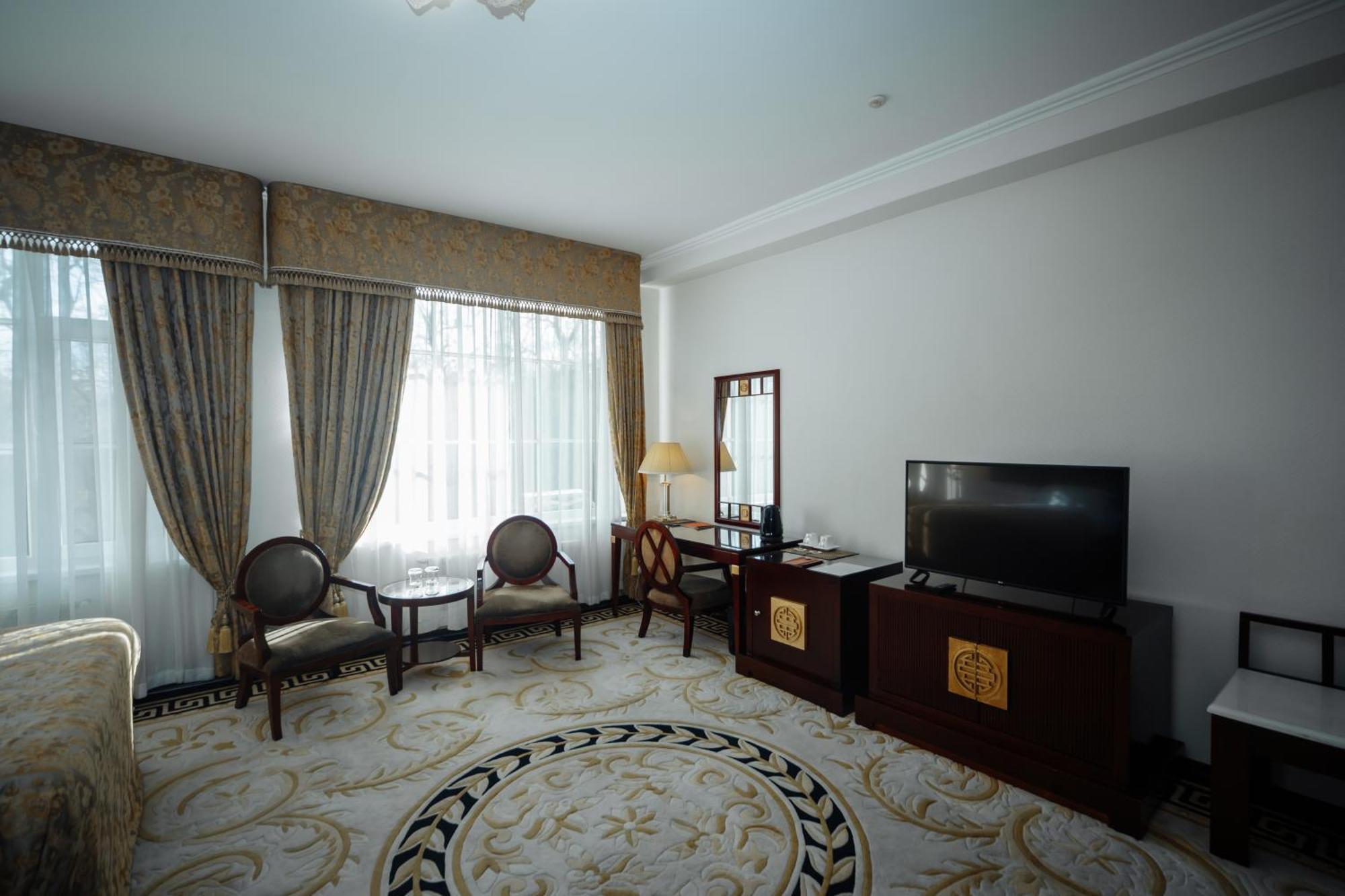 Hotel Royal Park Chişinău Eksteriør billede