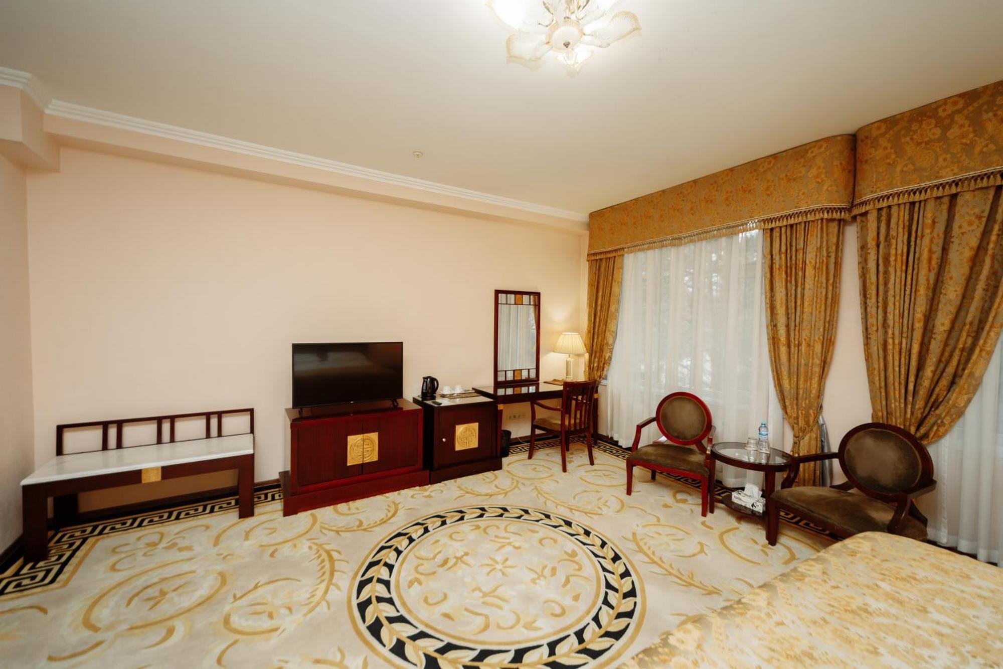 Hotel Royal Park Chişinău Eksteriør billede