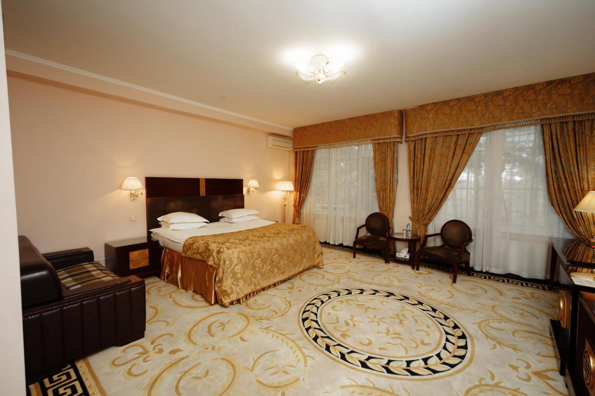 Hotel Royal Park Chişinău Eksteriør billede