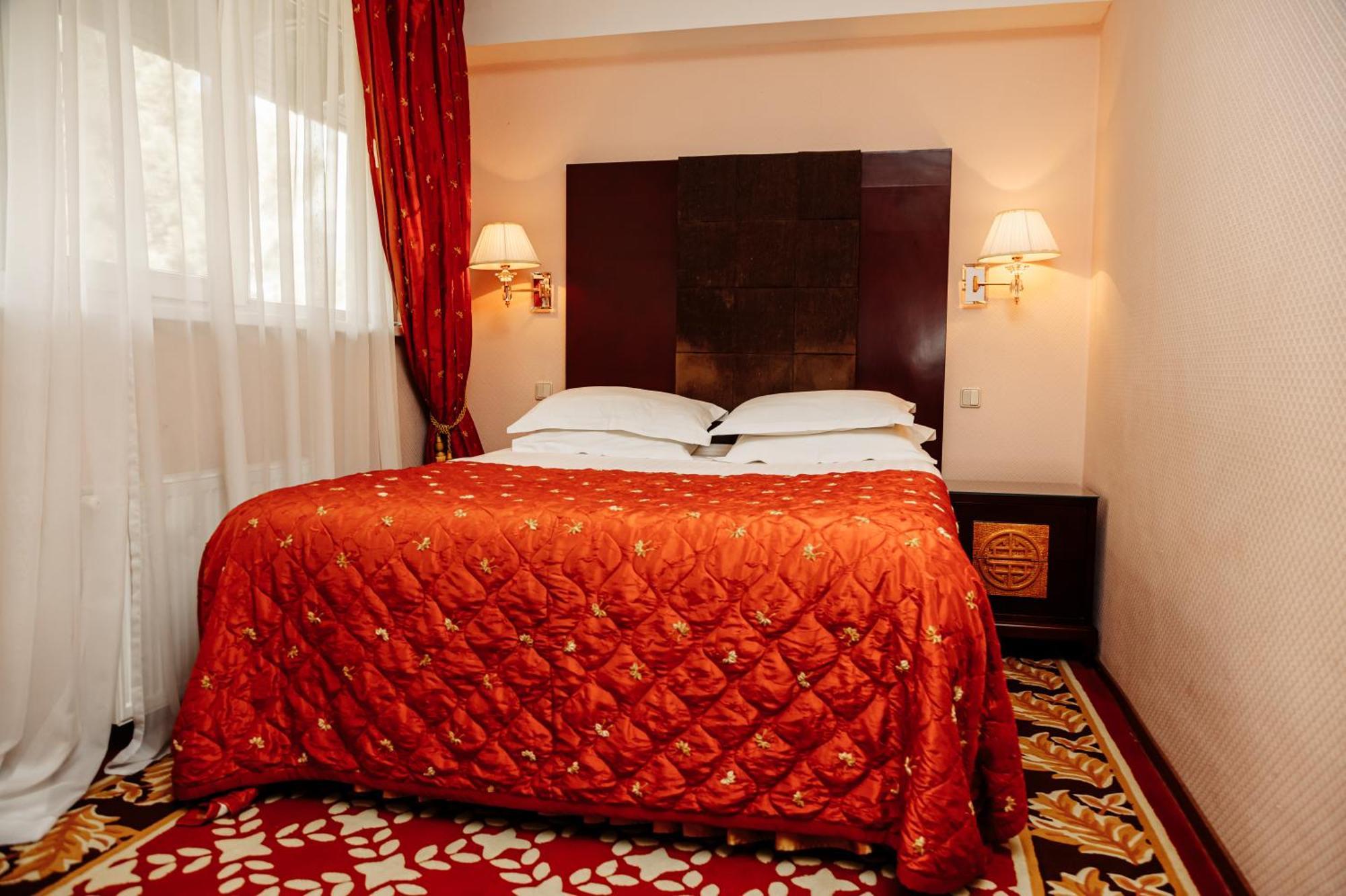 Hotel Royal Park Chişinău Eksteriør billede
