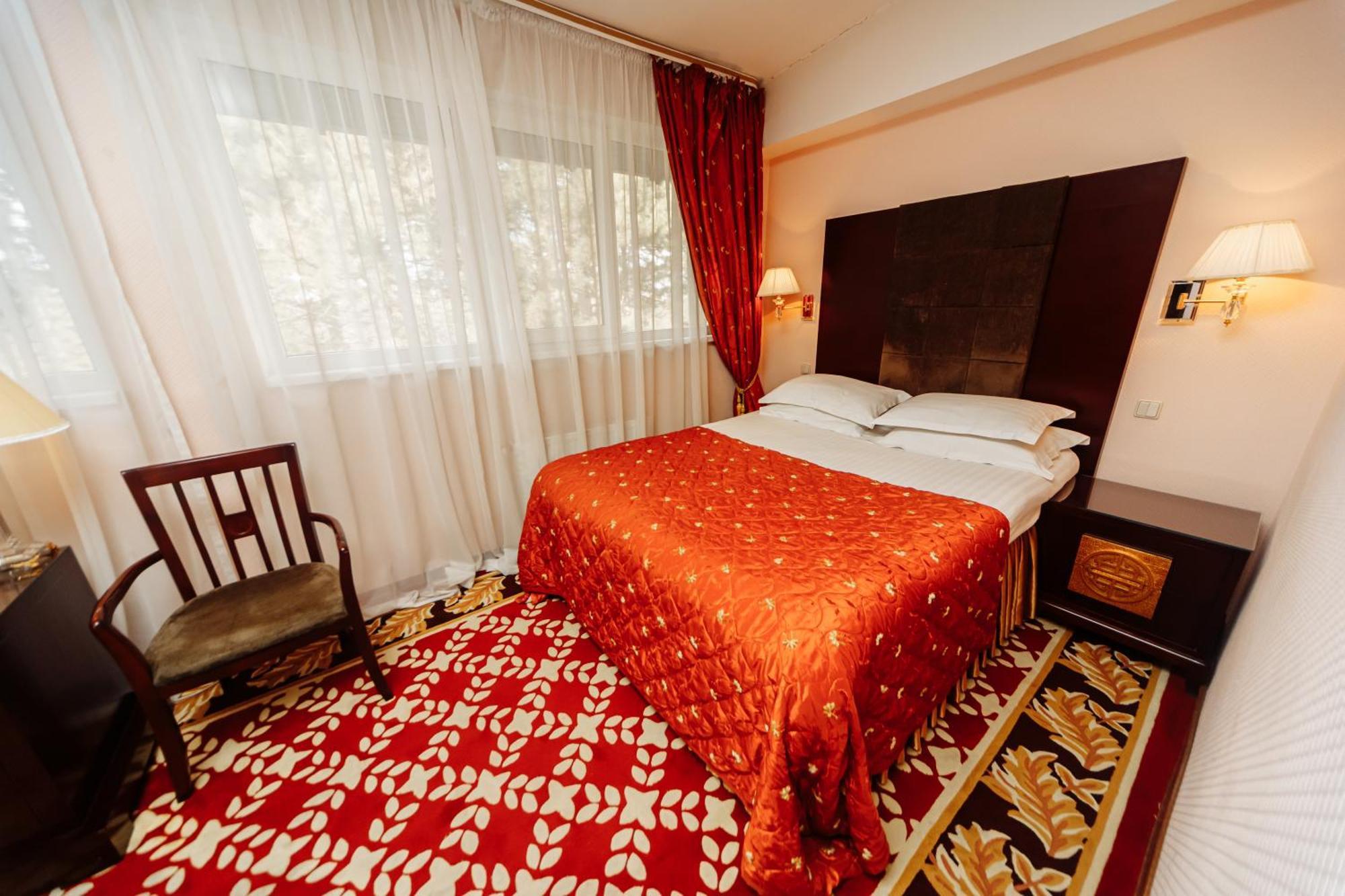 Hotel Royal Park Chişinău Eksteriør billede