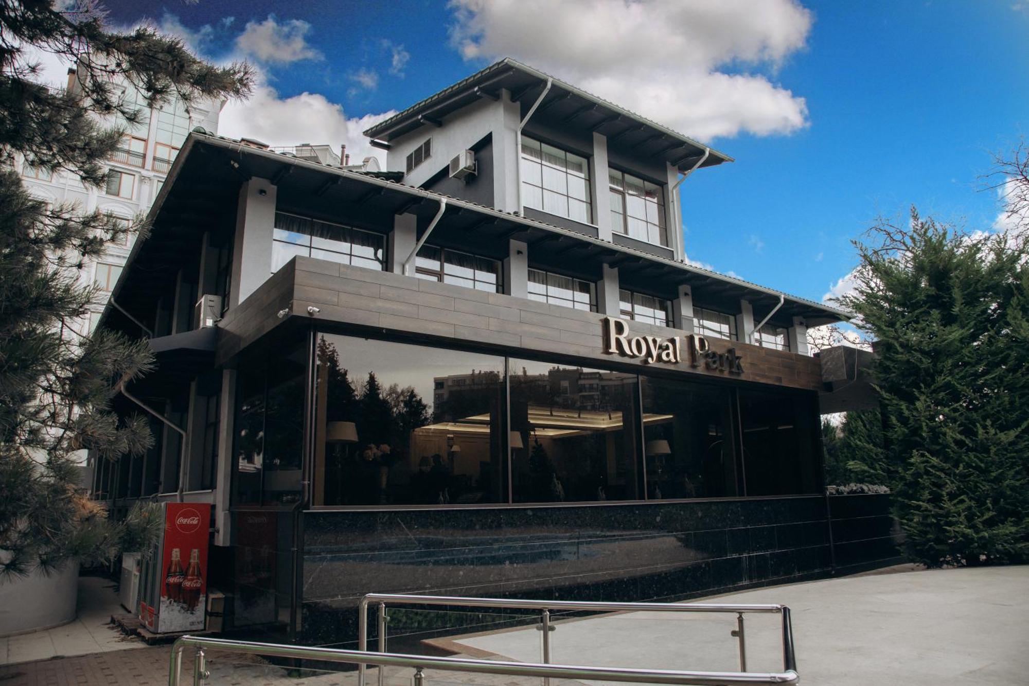 Hotel Royal Park Chişinău Eksteriør billede