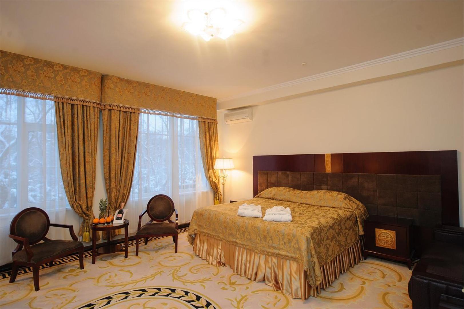 Hotel Royal Park Chişinău Eksteriør billede