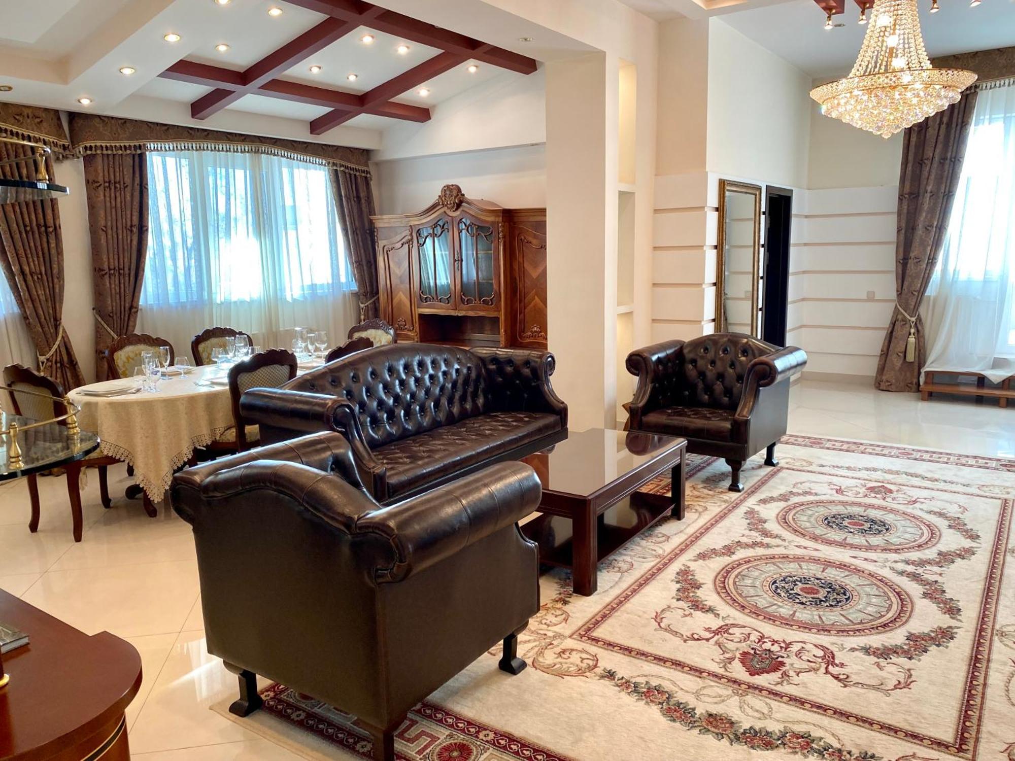 Hotel Royal Park Chişinău Eksteriør billede